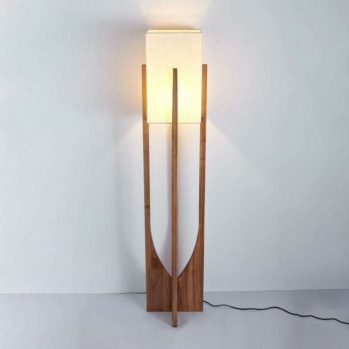 Fairbanks Floor Lamp - Vakkerlight