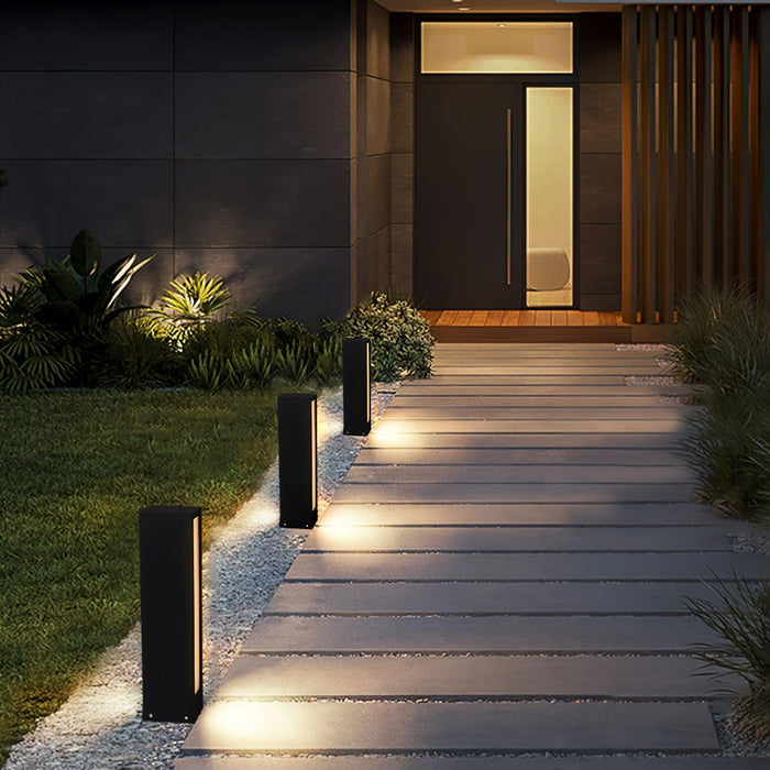 Faro Outdoor Post Lamp.