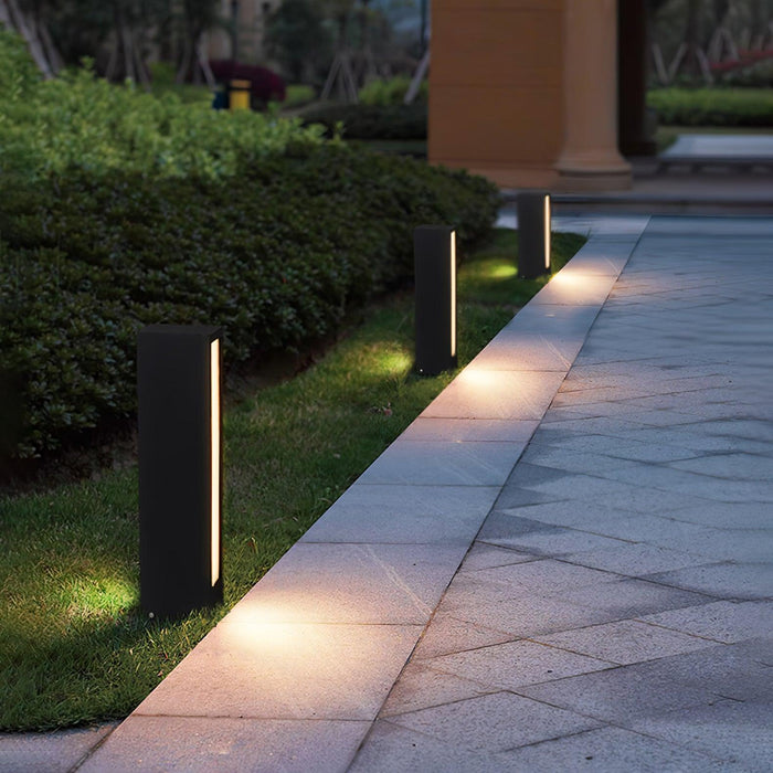 Faro Outdoor Post Lamp.