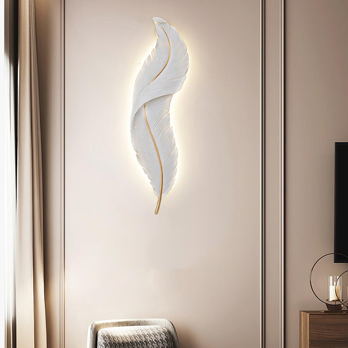 Feather Wall Lamp.