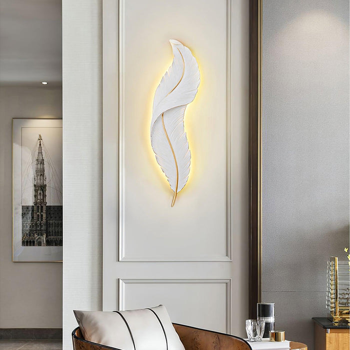 Feather Wall Lamp.