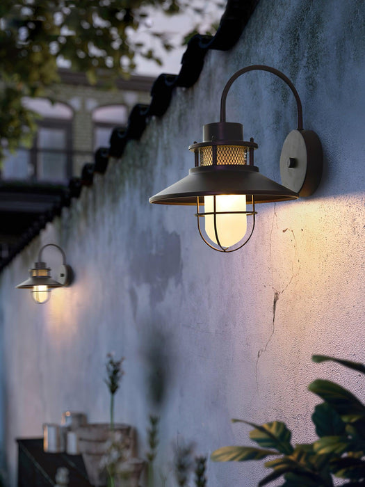 Felix Outdoor Wall Lamp-DWHOME