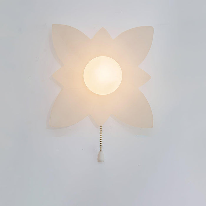 Flowers Wall Lamp.