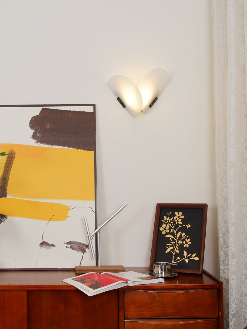Fly Gaby Wall Lamp-DWHOME