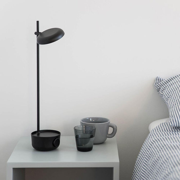 Focal LED Table Lamp-DWHOME