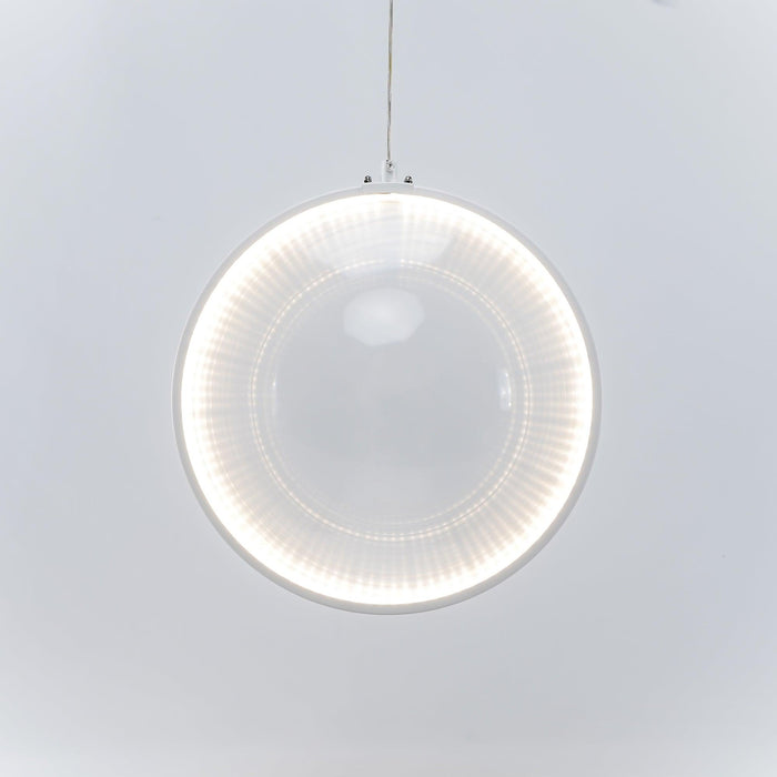 Focus Pendant Light - Vakkerlight