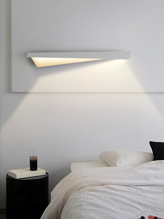 Folding Line Wall Light - Vakkerlight