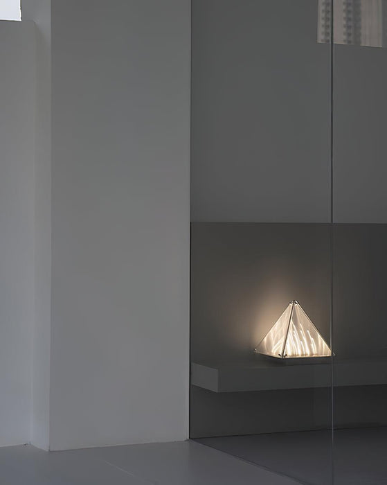 Fragment Table Lamp - Vakkerlight