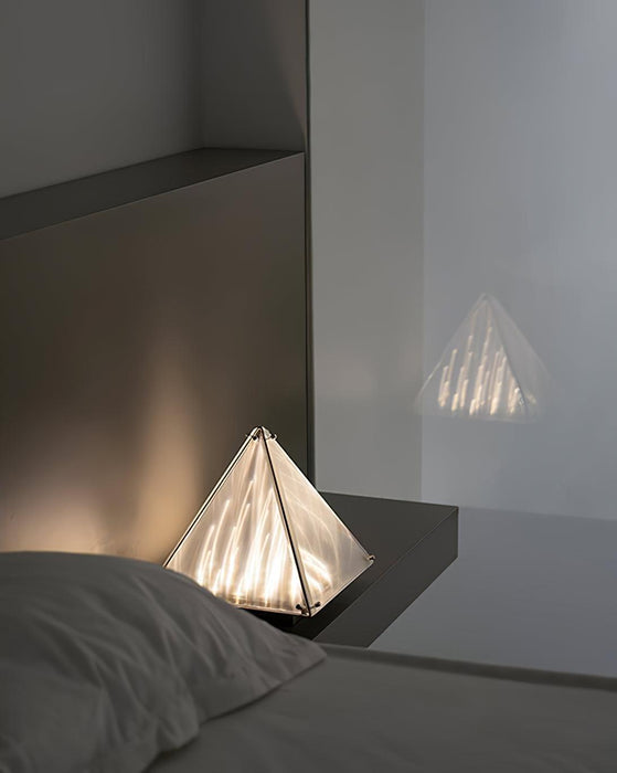 Fragment Table Lamp - Vakkerlight