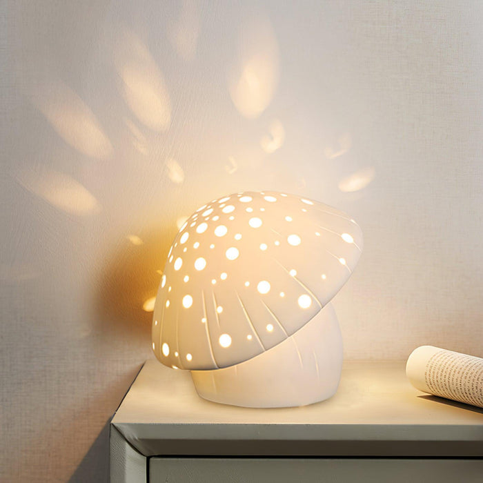Fungo White Table Lamp-DWHOME