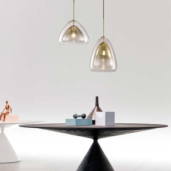 Futuristische Glass Pendant Light.