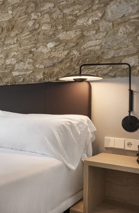 Ginger Plug-In Wall Lamp-DWHOME