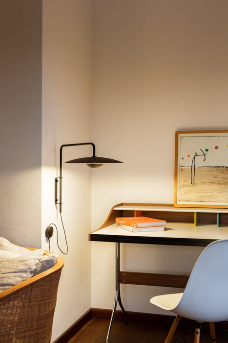 Ginger Plug-In Wall Lamp-DWHOME