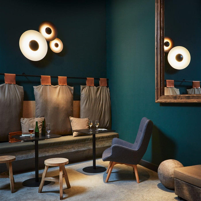 Simplicity Glow Wall Light-DWHOME