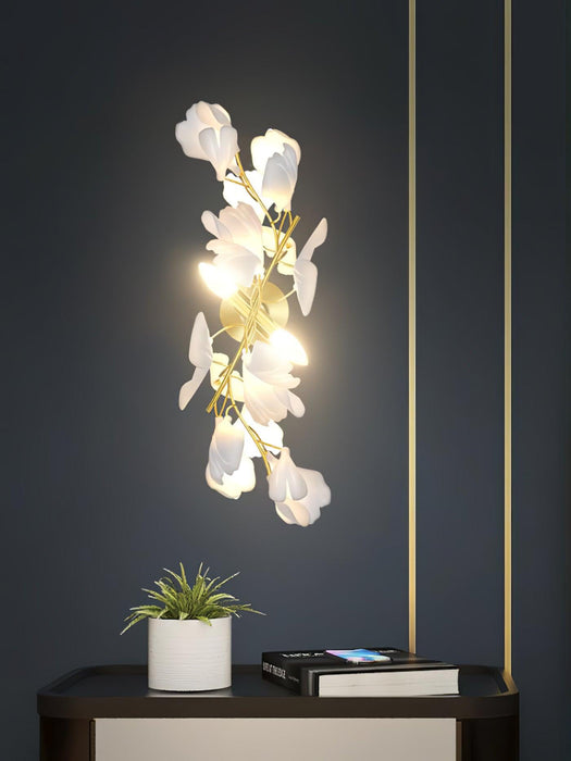 Gingko Flowers Wall Lamp.