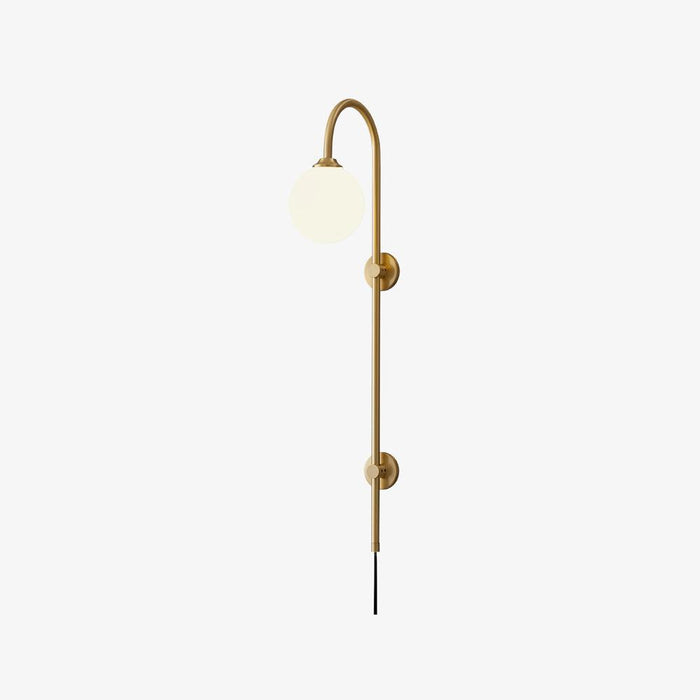 Globe Brass Wall Sconce - Vakkerlight