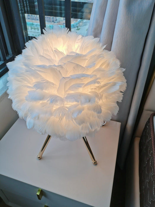 Goose Feather Table Lamp-DWHOME