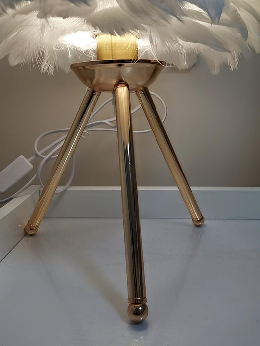 Goose Feather Table Lamp-DWHOME