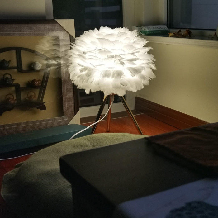 Goose Feather Table Lamp-DWHOME