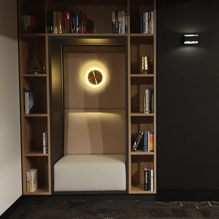 Gossa Wall Lamp-DWHOME