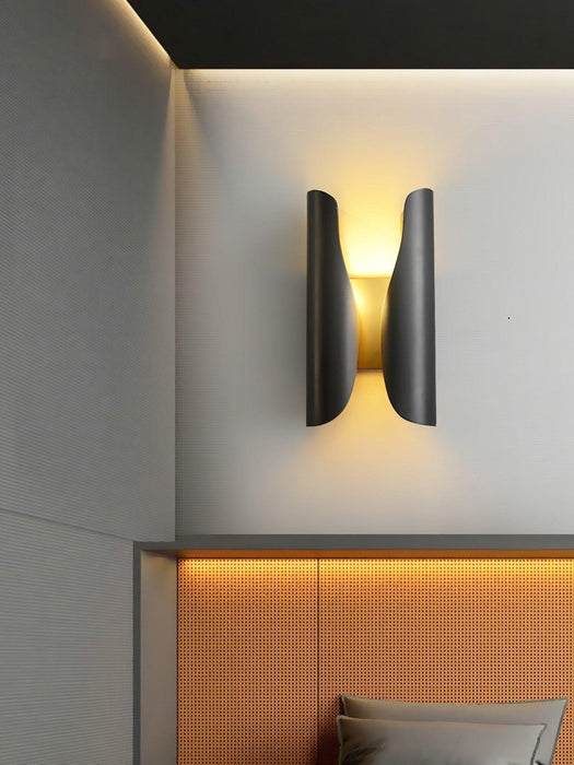 Guardian Wall Sconce-DWHOME