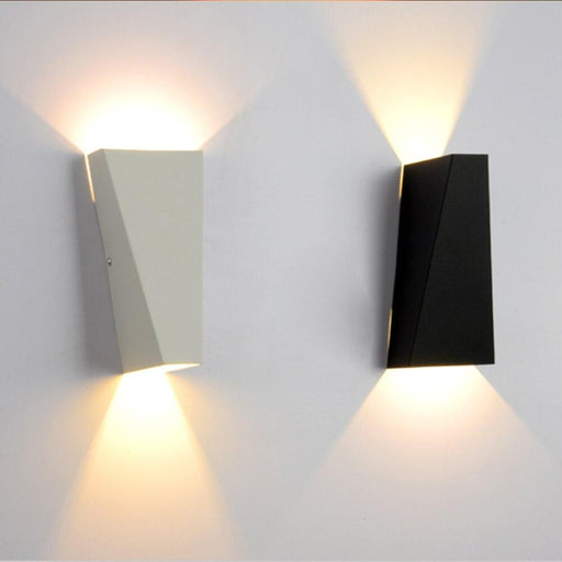 Sleek Geometric Wall Lamp - DWHOME