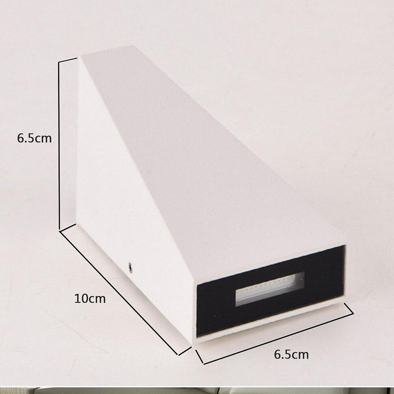 Sleek Geometric Wall Lamp-DWHOME