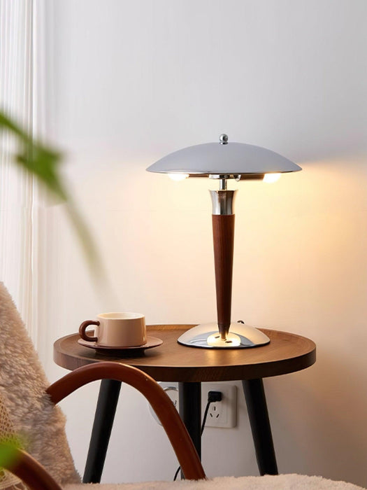 Helmet Table Lamp-DWHOME