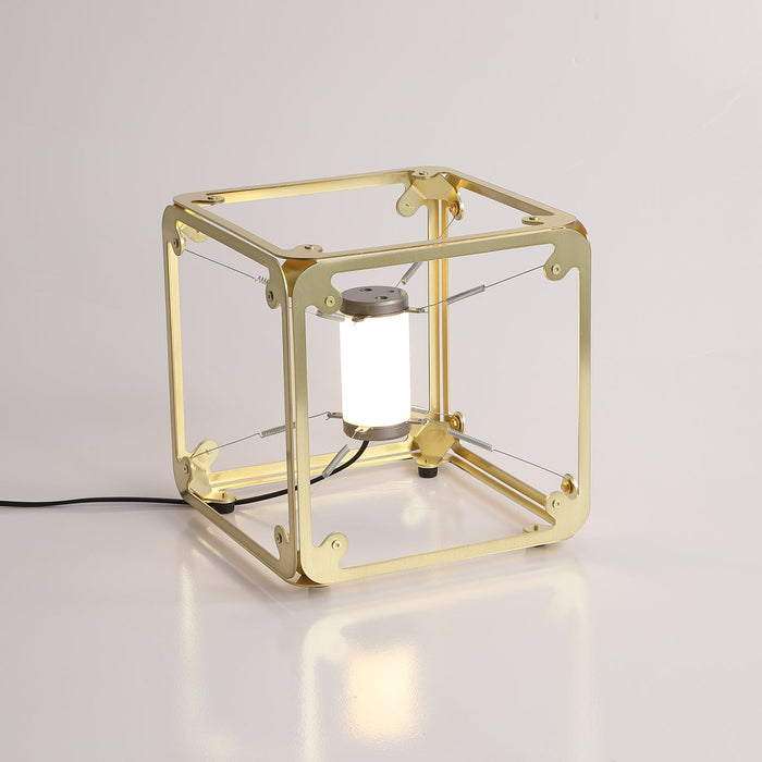 Hyperqube Table Lamp.