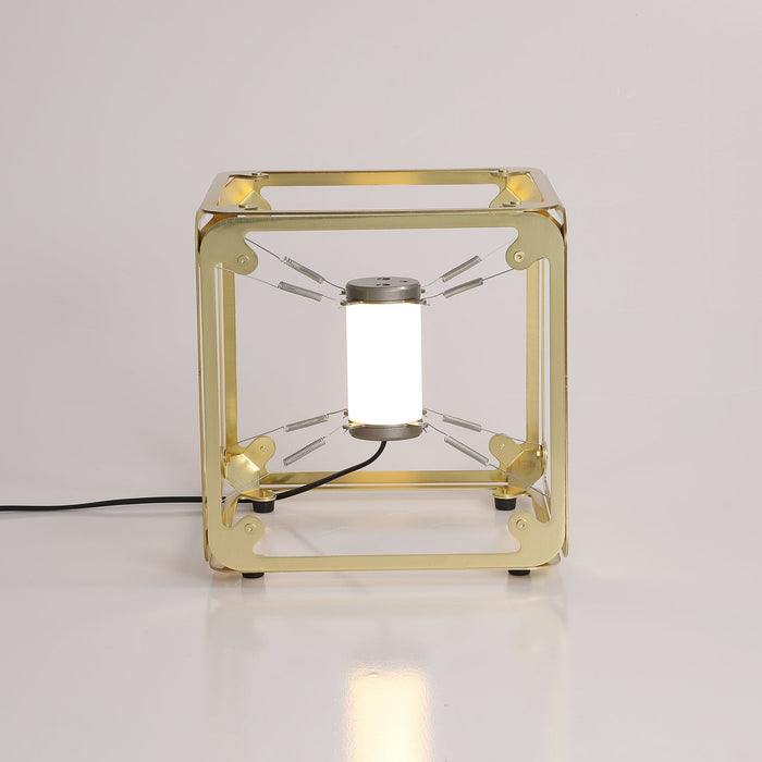 Hyperqube Table Lamp.