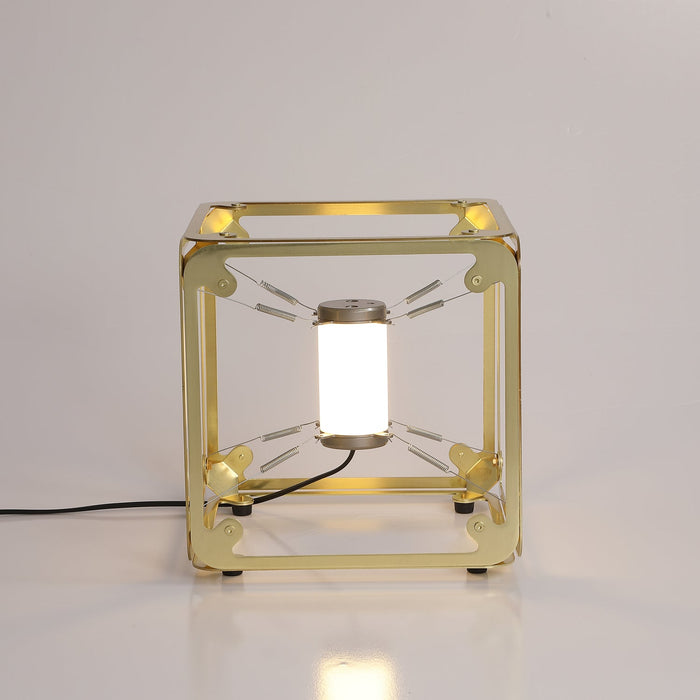 Hyperqube Table Lamp.