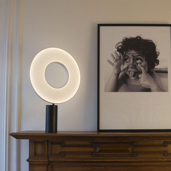 Iris Table Lamp-DWHOME