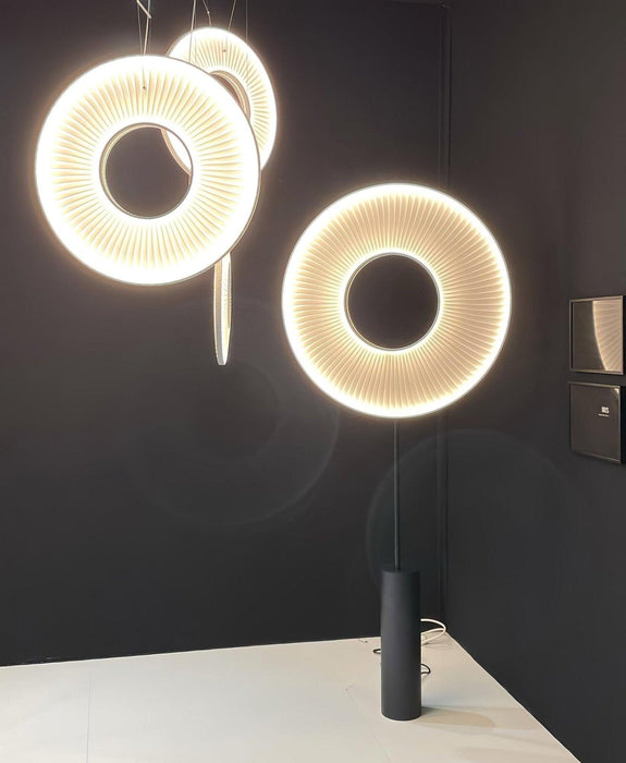 Iris Totem Floor Lamp - DWHOME