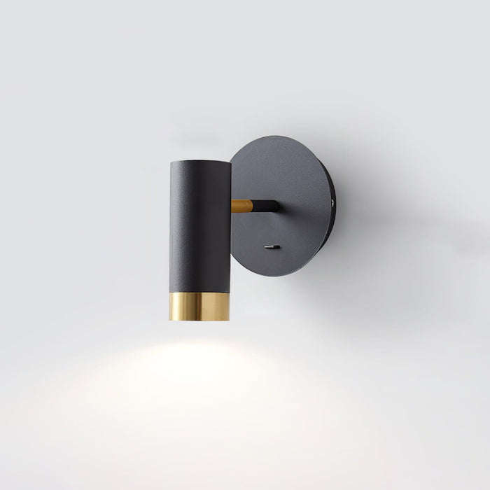 Karpo Wall Lamp.