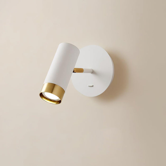 Karpo Wall Lamp.