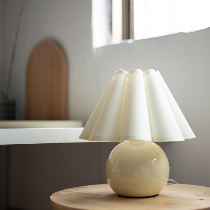 Kicsi Knife Pleat Table Lamp - DWHOME