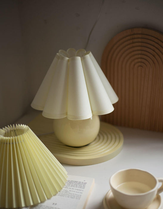 Kicsi Knife Pleat Table Lamp - DWHOME