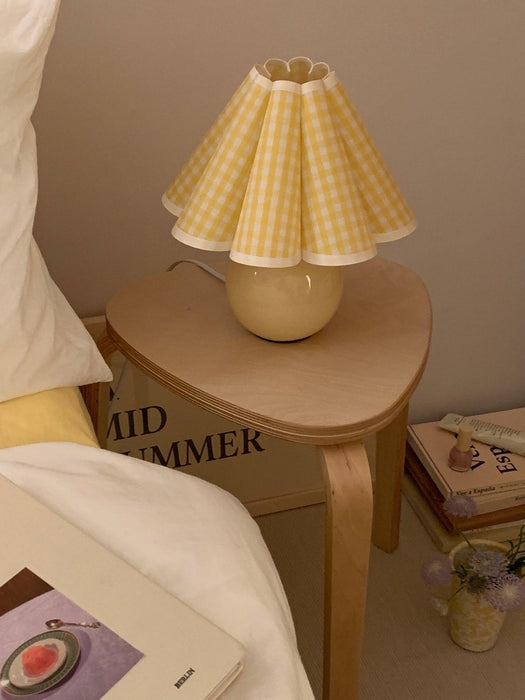 Kicsi Knife Pleat Table Lamp - DWHOME