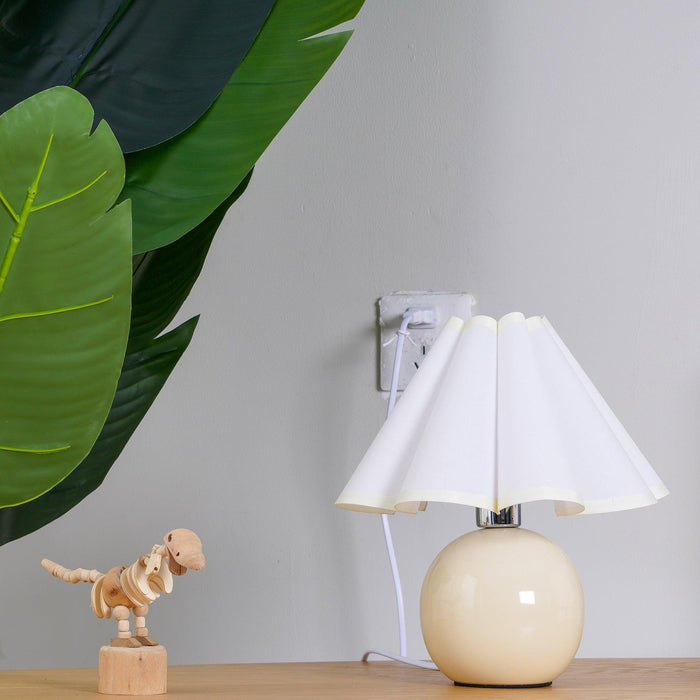 Kicsi Knife Pleat Table Lamp - DWHOME