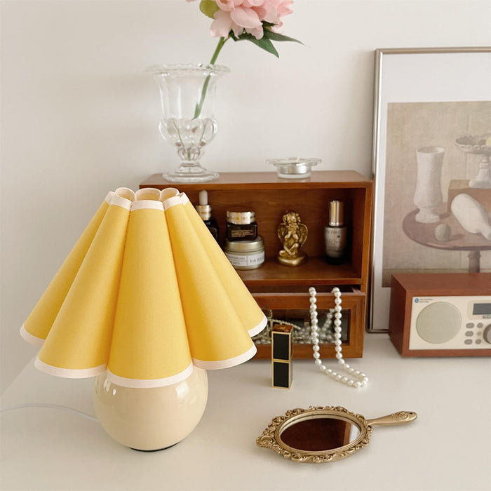 Kicsi Knife Pleat Table Lamp - DWHOME