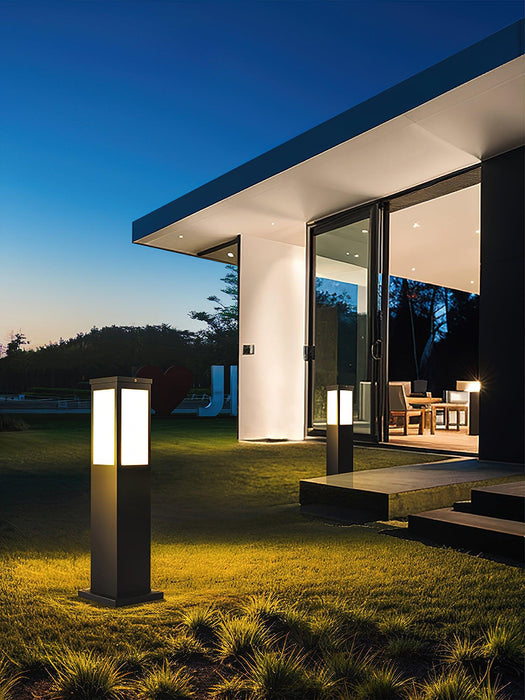 Kuzco Bollard Solar Outdoor Light-DWHOME
