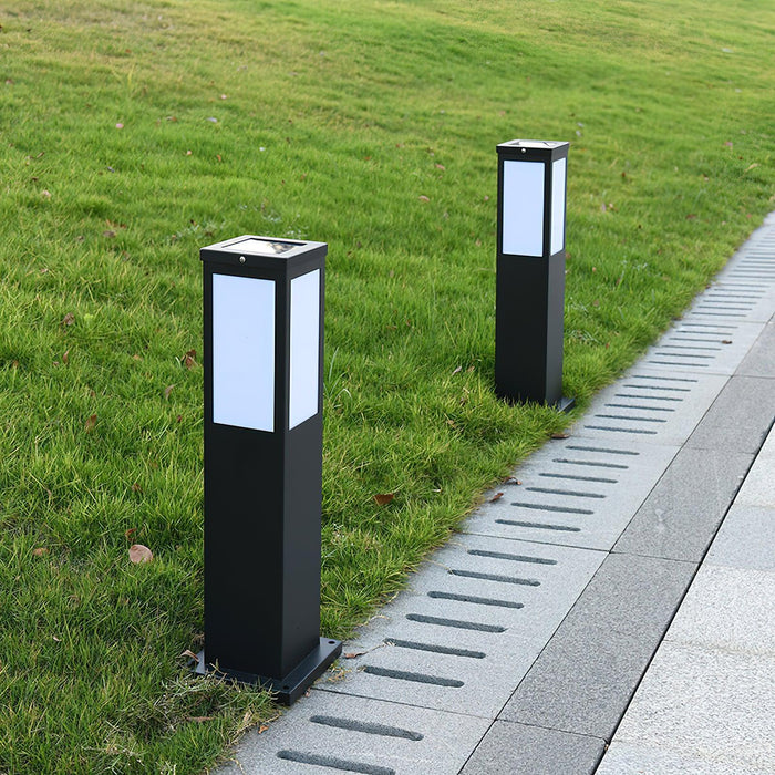 Kuzco Bollard Solar Outdoor Light-DWHOME