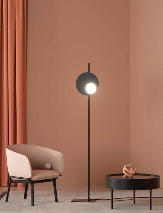 Kwic Floor Lamp.