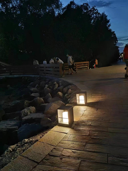 Lantern Garden Solar Outdoor Light-DWHOME