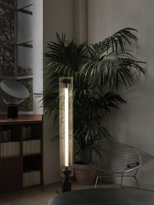 Lampadaire Floor Lamp.