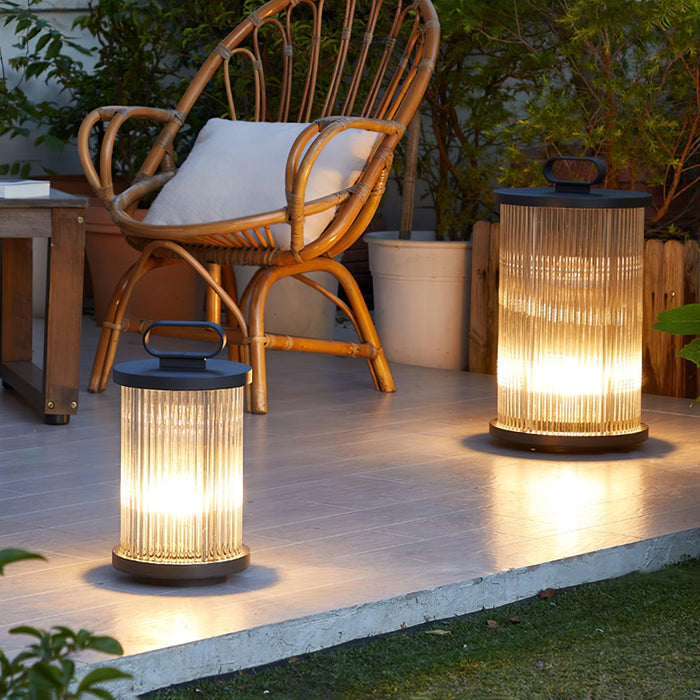 Lantern Garden Solar Outdoor Light - DWHOME