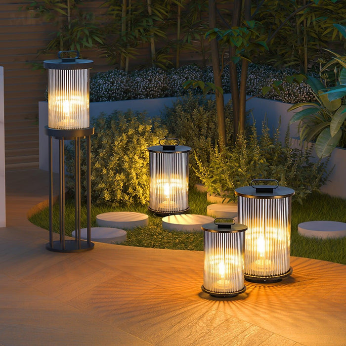 Lantern Garden Solar Outdoor Light - DWHOME