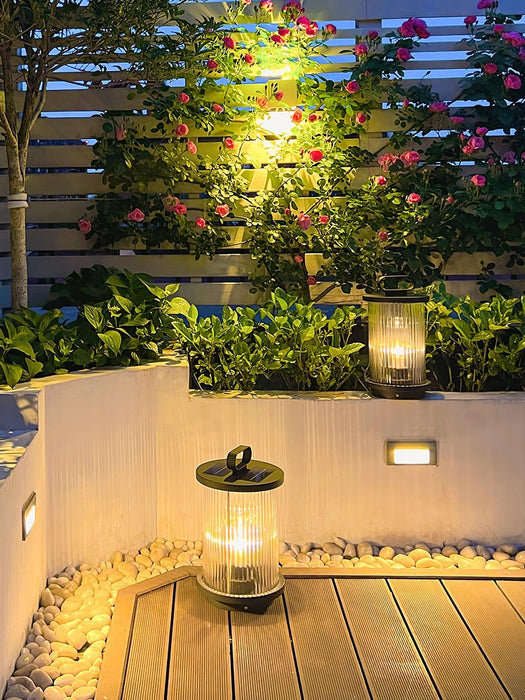 Lantern Garden Solar Outdoor Light - DWHOME