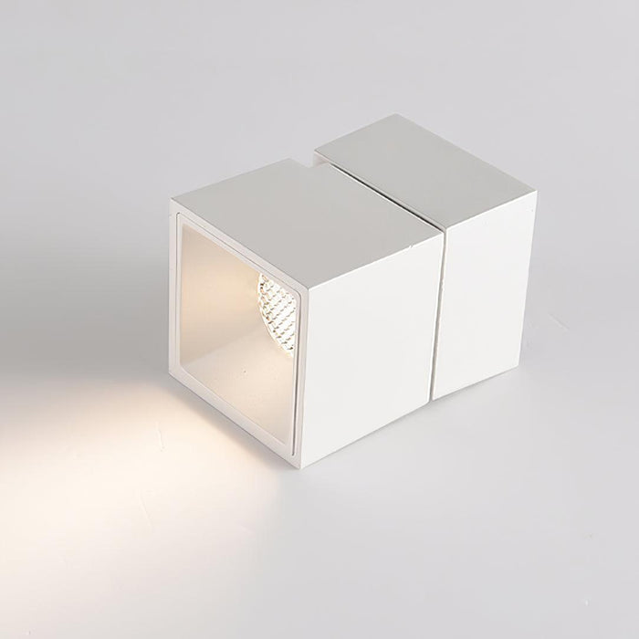 Lara2 Spotlights-DWHOME