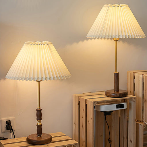 Le Klint Table Lamp-DWHOME